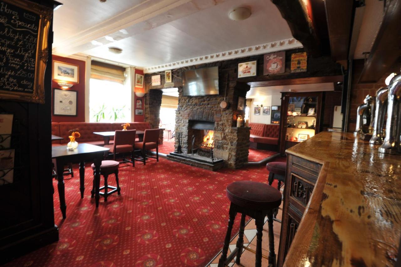 Crown Hotel Brackley Eksteriør bilde
